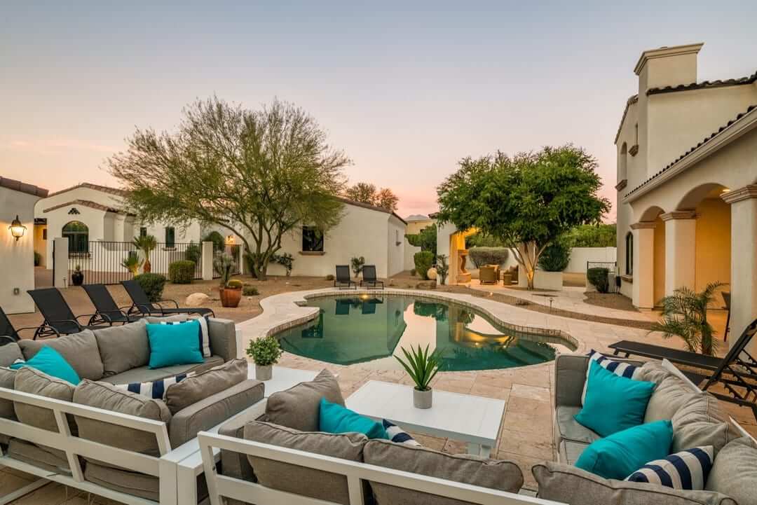 Paradise Palace | 20 Guests • 9 Bedrooms • Game Room